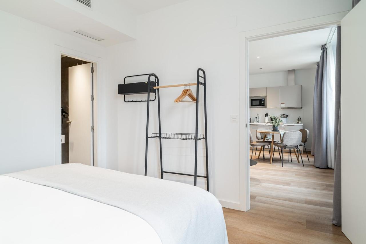 Limehome Sevilla Calle Granada Exterior photo